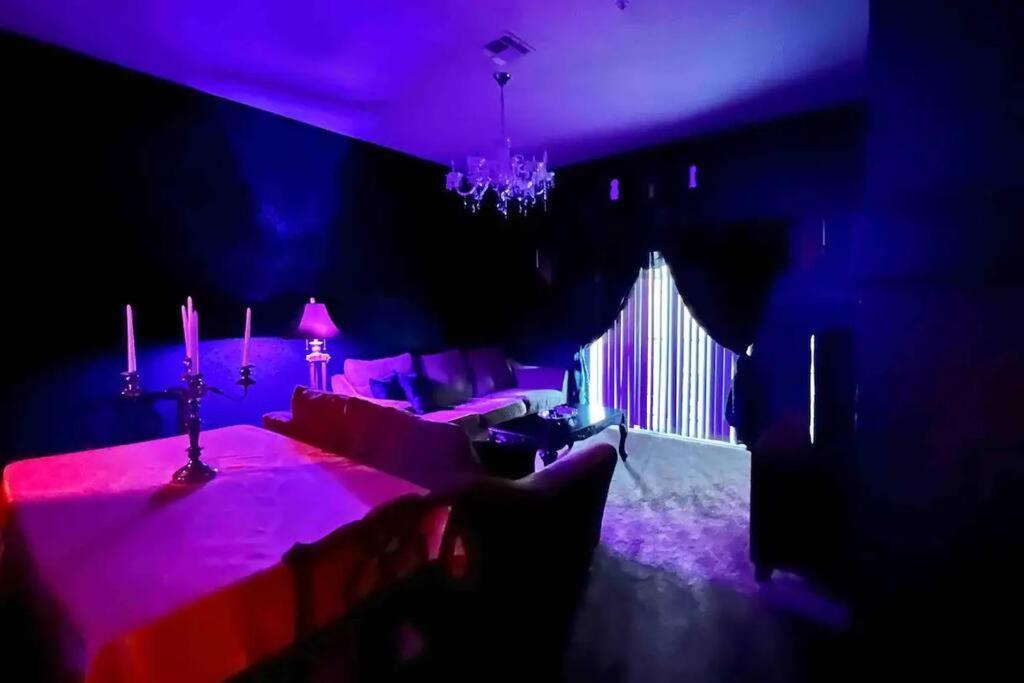 Апартаменты A Spooktacular Haunted Mansion. Киссимми Экстерьер фото